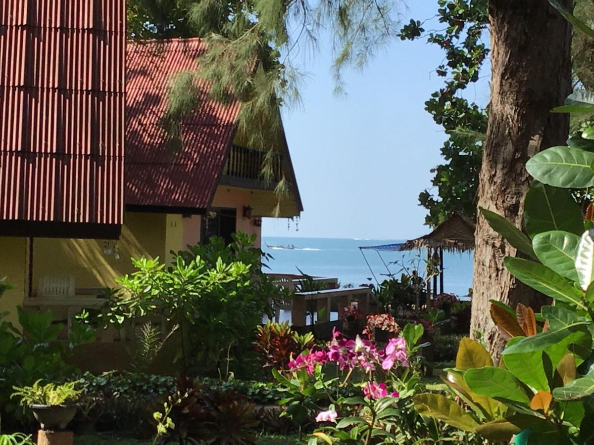 Andaman Beach Resort Koh Jum Exterior foto