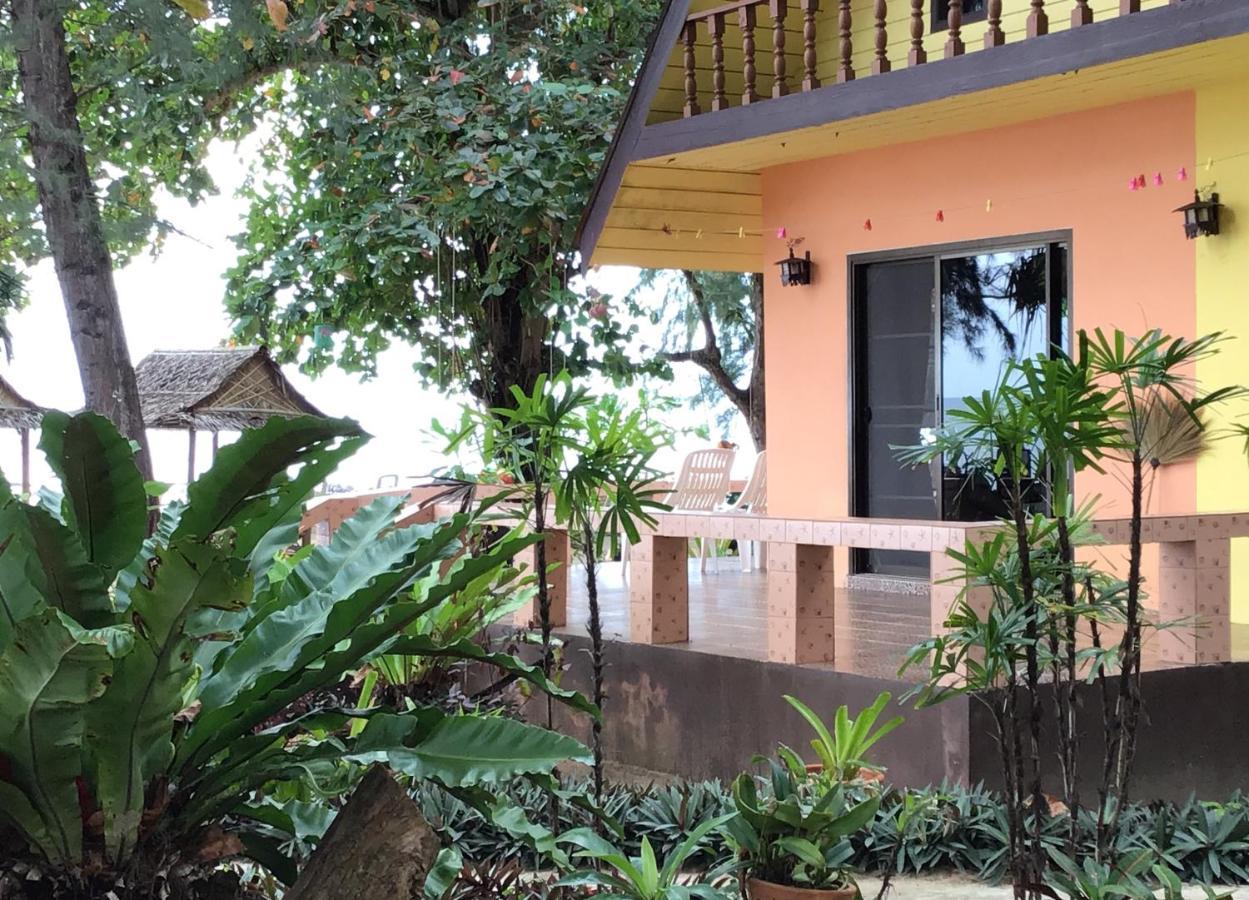 Andaman Beach Resort Koh Jum Exterior foto